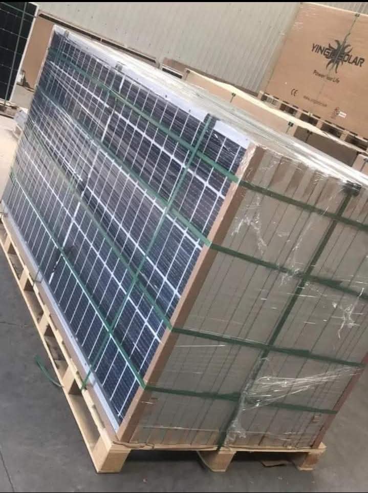 Solar batteries storage system